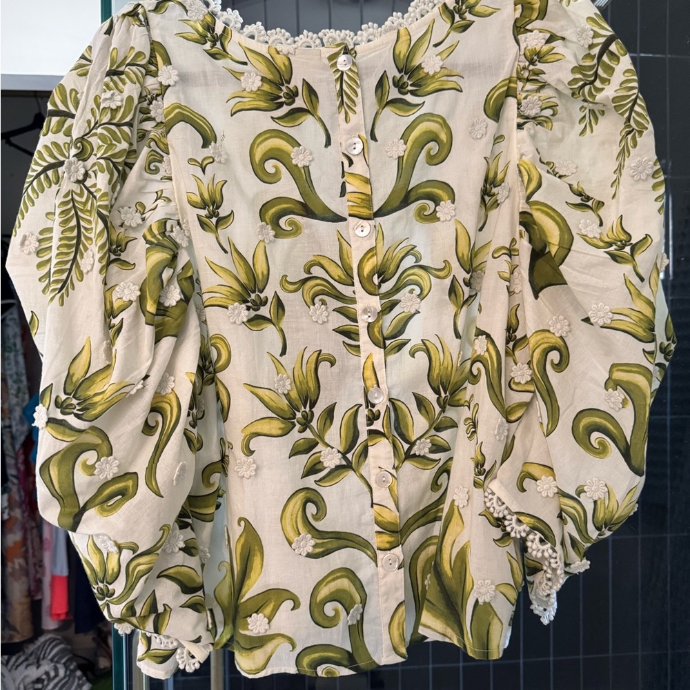 FARM Rio Green and Cream Botanical Embroidered Top - Picture 2 of 8